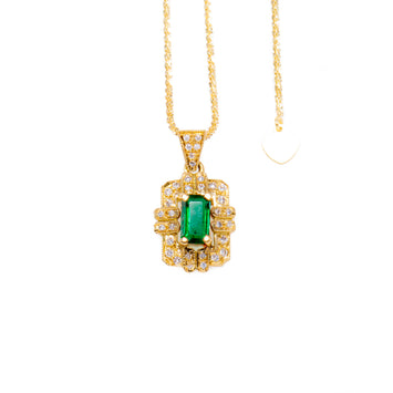 Emerald Pierine Pendant