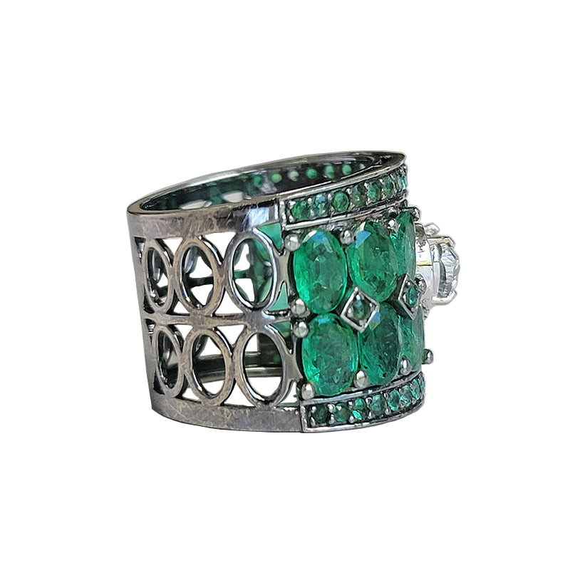 Diamond & Emerald Ring