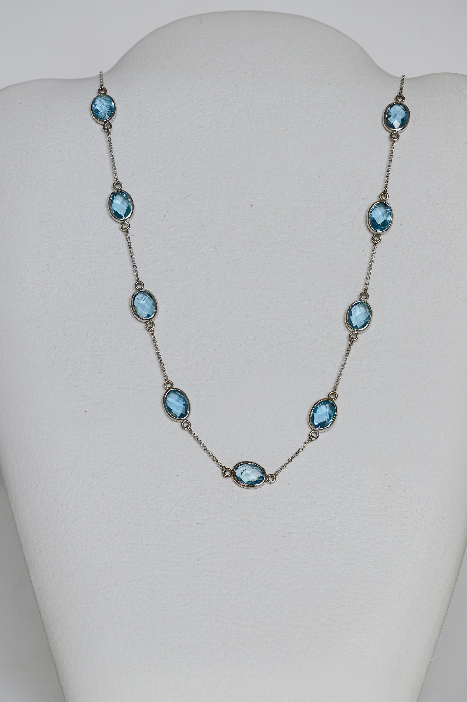 Aquamarine Spaced Necklace