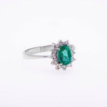 Emerald Classic Ring